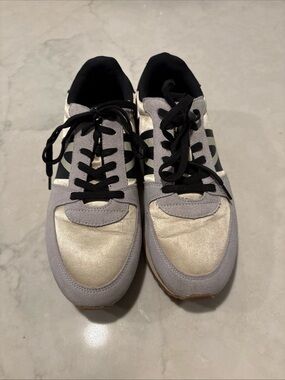TRETORN Women's Size 9 US Loyola | Beige & Silver Suede Leather Sneakers Shoes